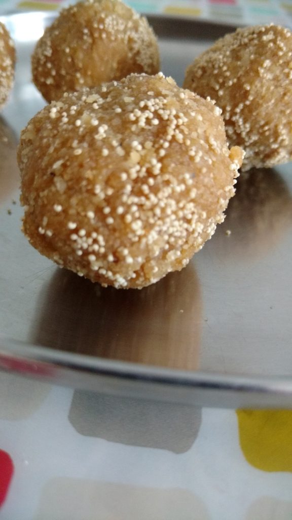 Churma Ladoo Recipe