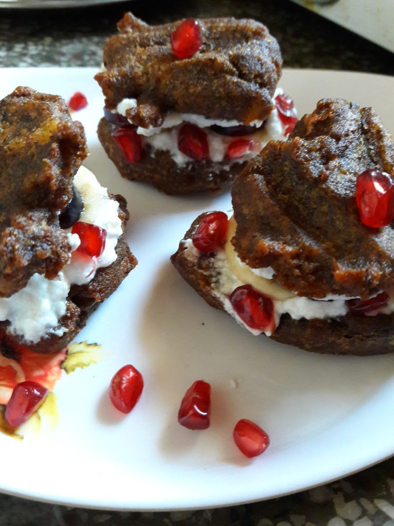 Kuttu Fruits Mini Burger Bites Recipe