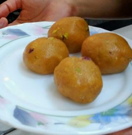 Besan Ke Ladoo Recipe