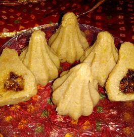 Singhada Gulkand Modak Recipe