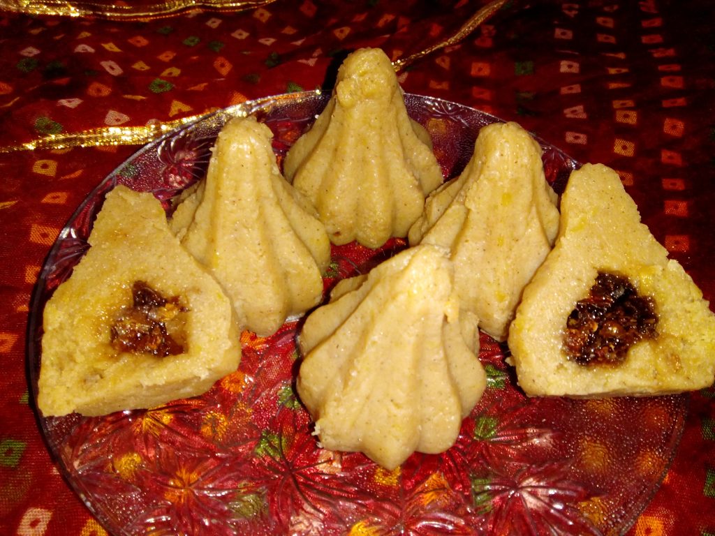 Singhada Gulkand Modak Recipe