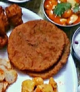 Falhari Thali - Shakarkandi Ka Malpua recipe
