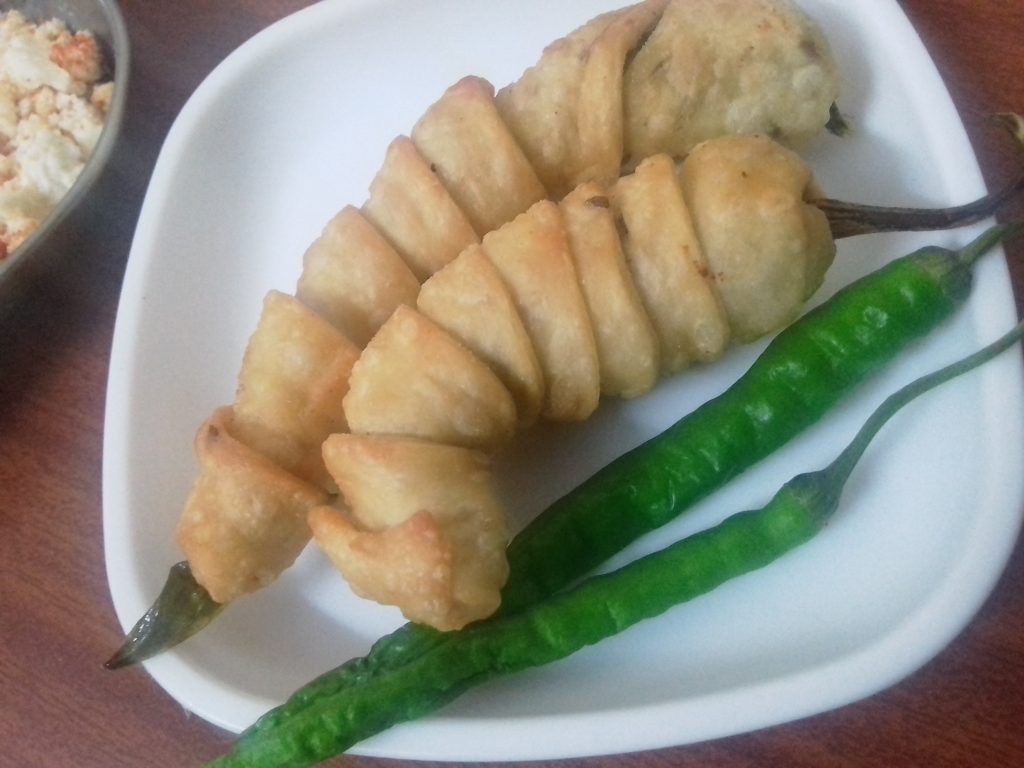 Stuffed Mirchi Pakoda Recipe