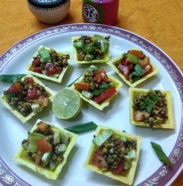 Lemony Sprouts Chaat In Canapes Recipe