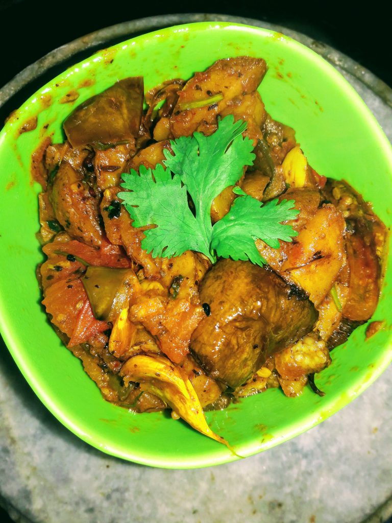 Bihari Aloo Baingan Recipe