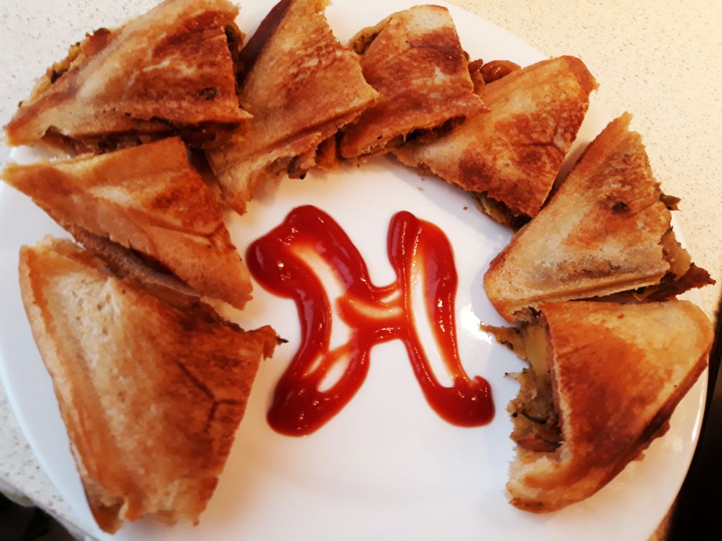 Crispy Samosa Sandwich Recipe