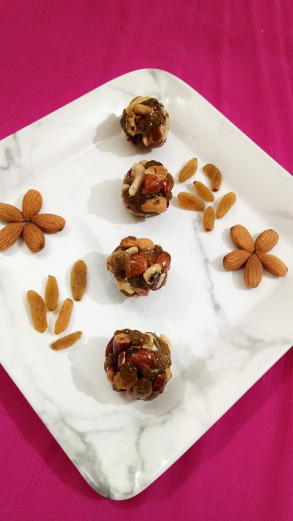 Caramelized Dry Fruit Ladoo Recipe