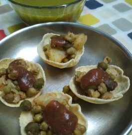 Puri In Appe Patra (For Panipuri) Recipe