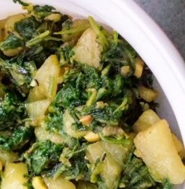 Spinach Potato Dry Curry Recipe