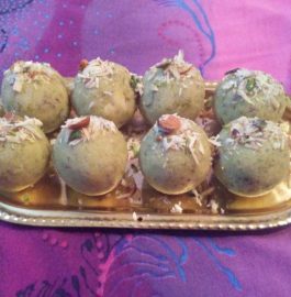 Matar Mawa Laddu Recipe