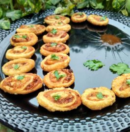 Pinwheel Samosa / Aloo Bhakharvadi Recipe