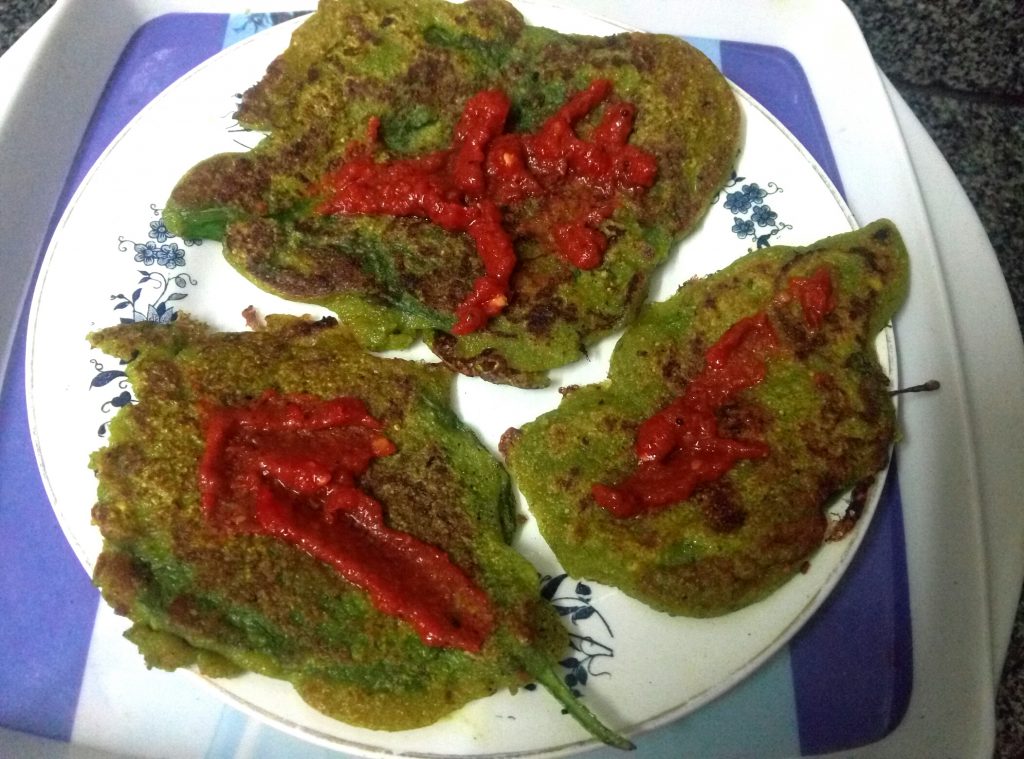 Spinach Leaves Pesarattu Recipe