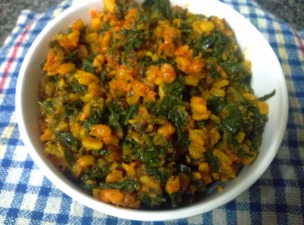 Mooli Patta And Moong Mogar Ka Saag Recipe