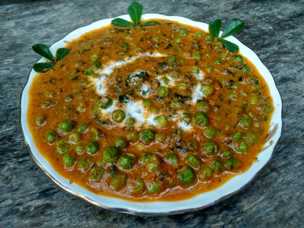 Methi Matar Malai Recipe