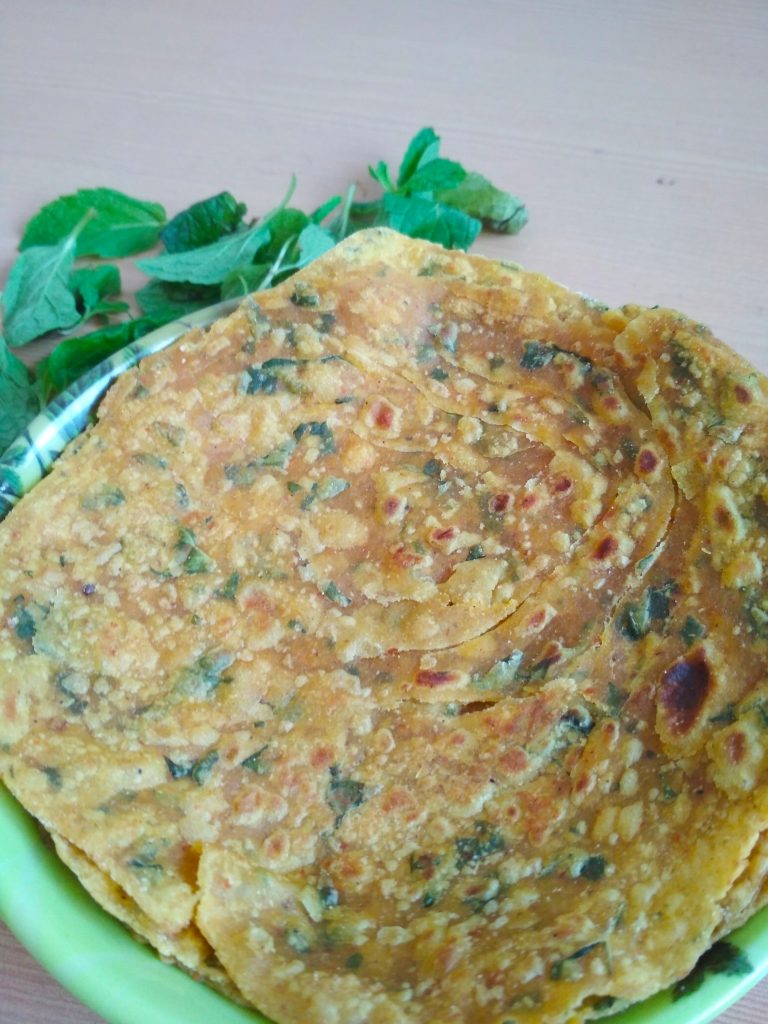 Pudina Lachha Paratha Recipe