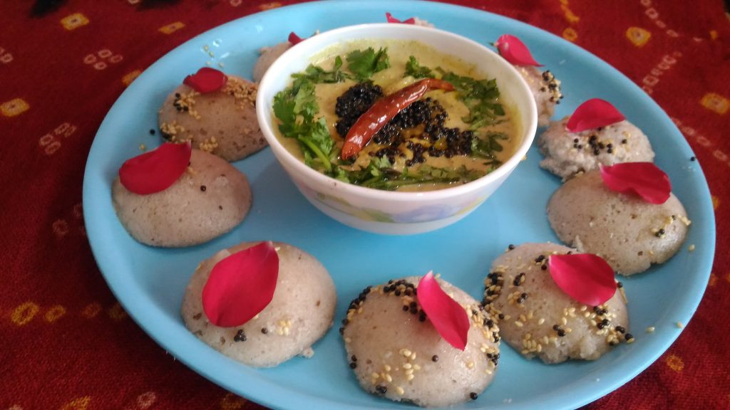 Khatti Meethi Rose Idli Recipe