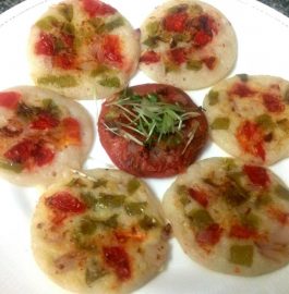 Sooji Urad Dal Mini Uttapam Recipe