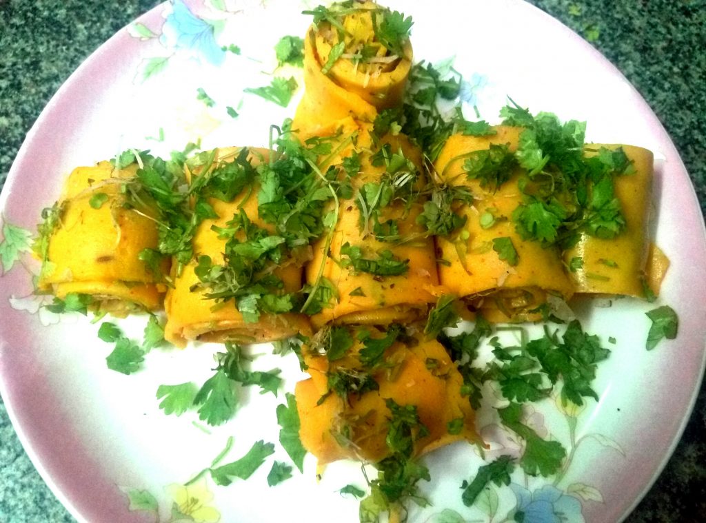 Khandvi Rolls Recipe