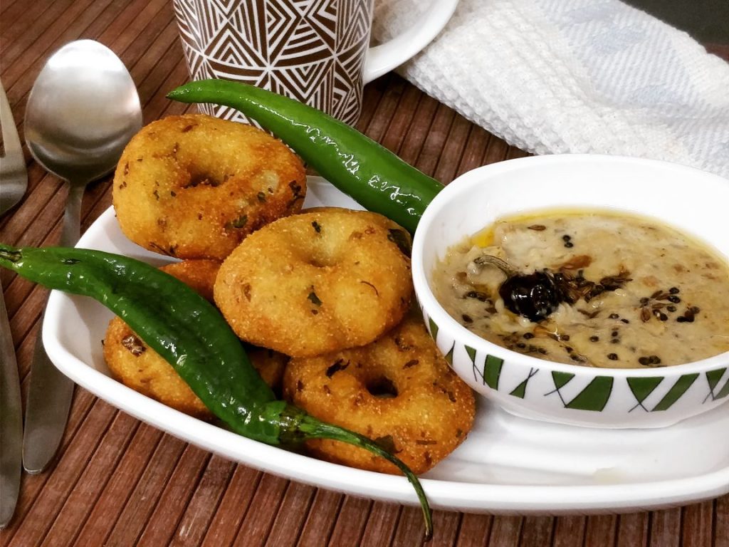 Instant Sooji Vada Recipe