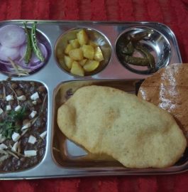 Chatpate Chhole Bhature Recipe