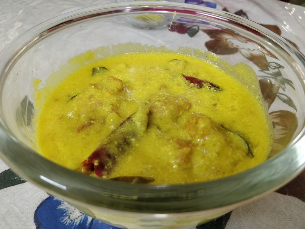 Hyderabadi Pakode Ki Kadhi Recipe