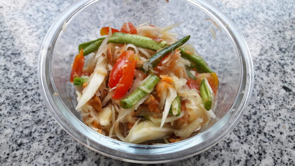 Som Tam | Thai Salad | Raw Papaya Salad Recipe