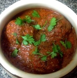 Cheese Stuffed Kofta Curry Recipe