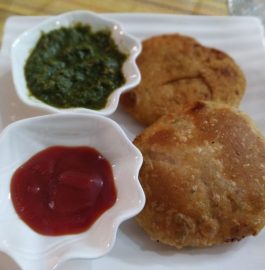 Pyaz Ki Kachori Recipe