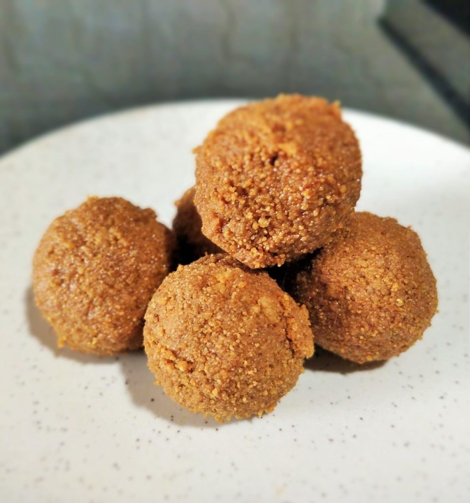 Urad Dal Laddu Recipe