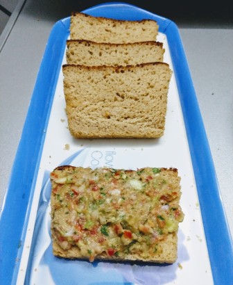 Wheat Bread With Guacamole - Homemade Recipe
