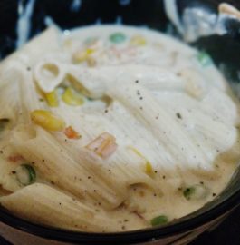 White Sauce Pasta | Homemade 10 Minute Recipe