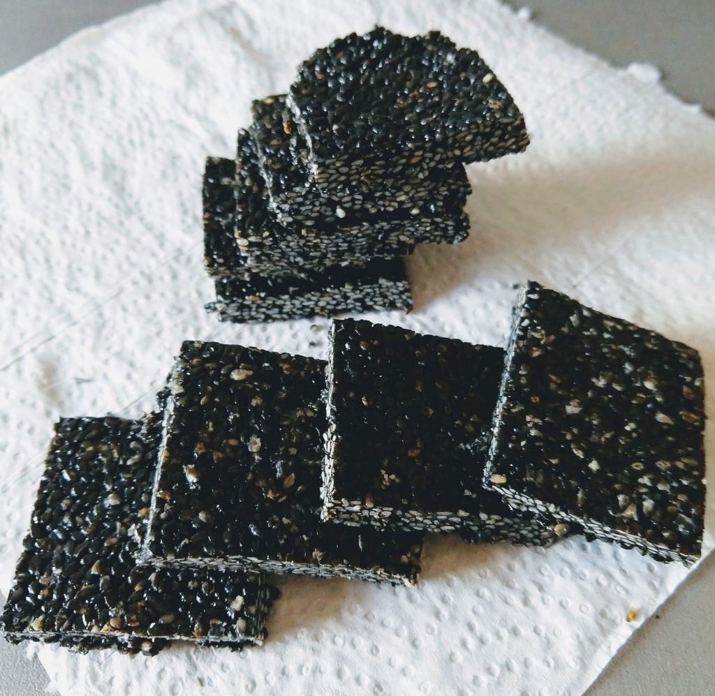 Black Til Chikki | Black Sesame Chikki Recipe