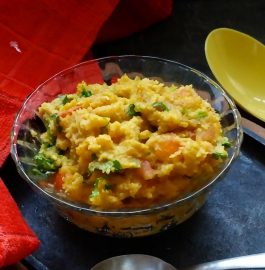 Bread Upma - 5 Minute Breakfast Recipe