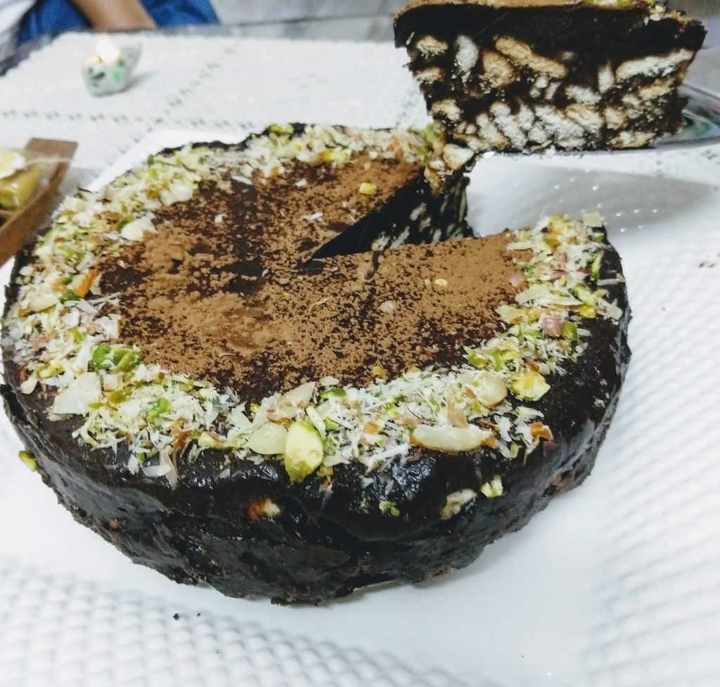 Biscuit clearance ka cake