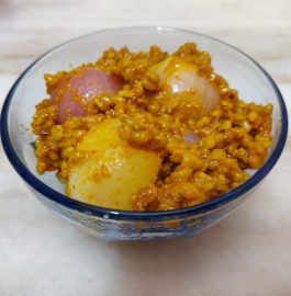 Danamethi Pyaaz Ki Sabzi Recipe