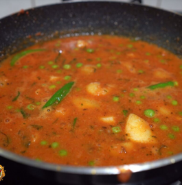 Aloo Matar | Aloo Matter Recipe