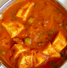 Matar Paneer | Restaurant Style Matar Paneer Recipe