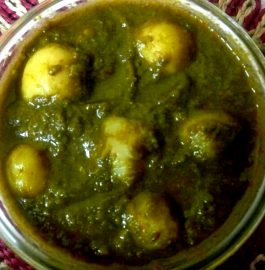 Baby Potatoes in Spinach Gravy Recipe