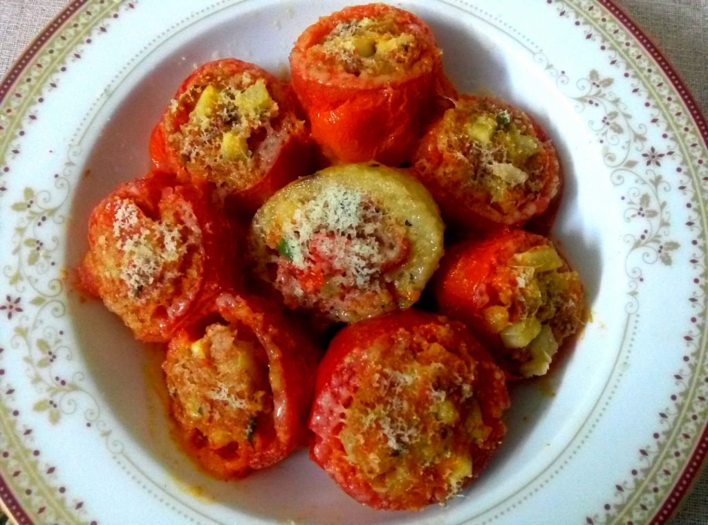 Bharwa Tamatar and Aloo | Stuffed Tomatoes and Potato Recipe