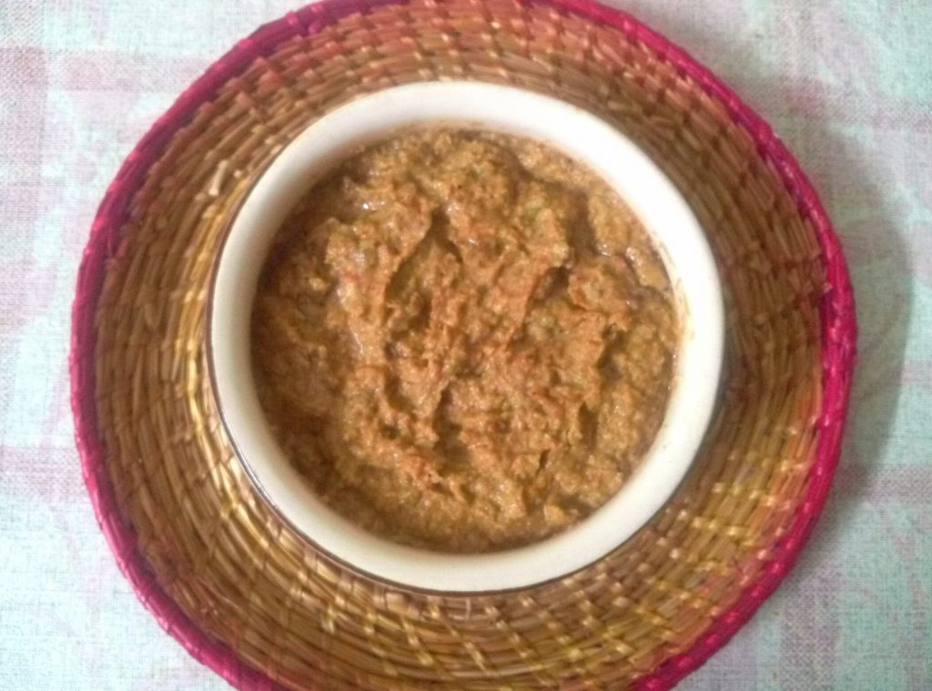 Raw Tomato Green Chilli Chutney Recipe