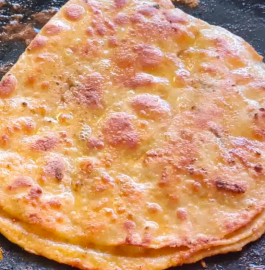 Besan Ka Khasta Paratha Recipe