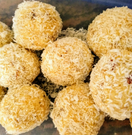 Coconut Laddoo | Instant Coconut Laddoo Recipe