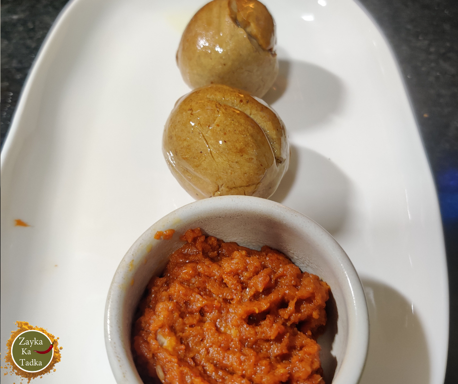 Garlic Chutney With Masala Baati Recipe