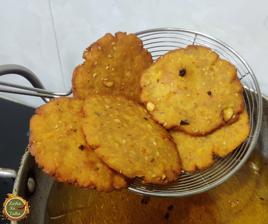 Chekkalu | Nippattu | Thattai | Rice Snack Recipe