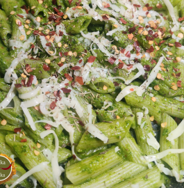 Spinach Garlic Pasta | Green Sauce Pasta Recipe