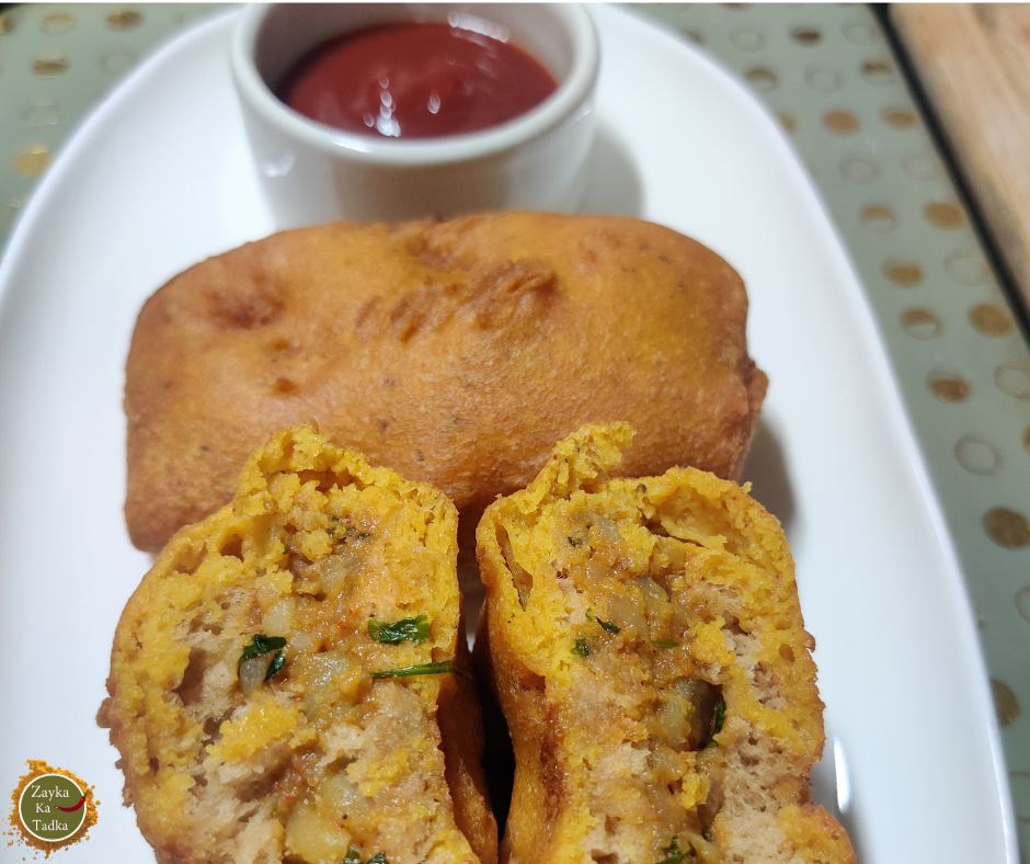 Bread Pakoda | Potato Stuffed Bread Pakoda Recipe