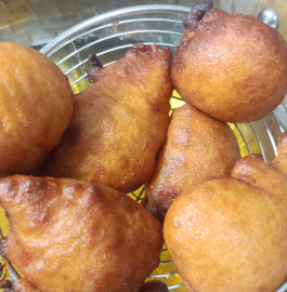 Gulgule | Meethe Pue Recipe