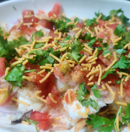 Dahi Papadi Chaat Recipe