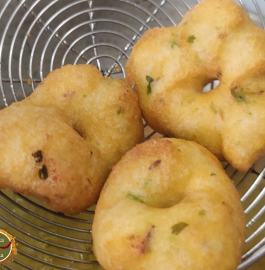 Medu Vada | Urad Dal Vada Recipe