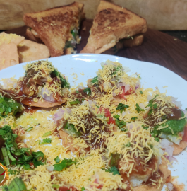 Papdi Chaat Sandwich & Papdi Chaat Recipe